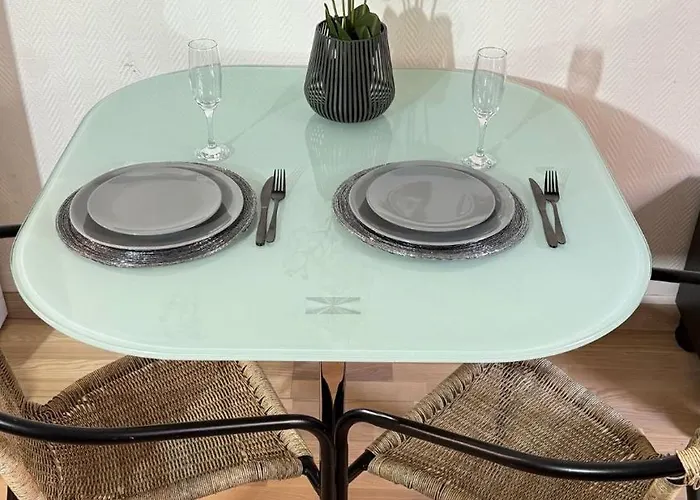 Comfortable A Proximite De Porte Versaille , Paris Διαμέρισμα *